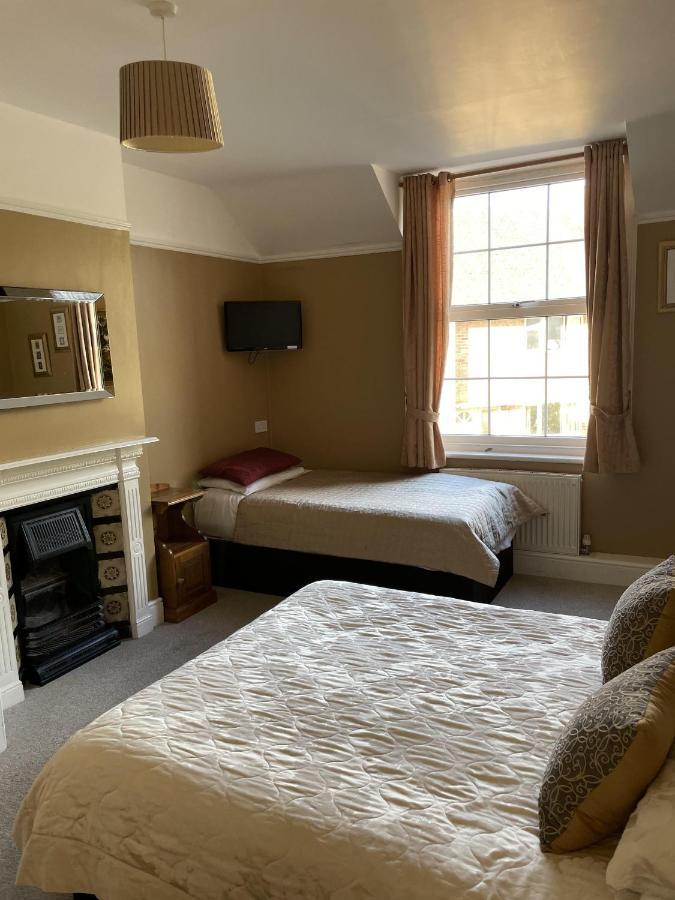 The Eagle Tavern 4*