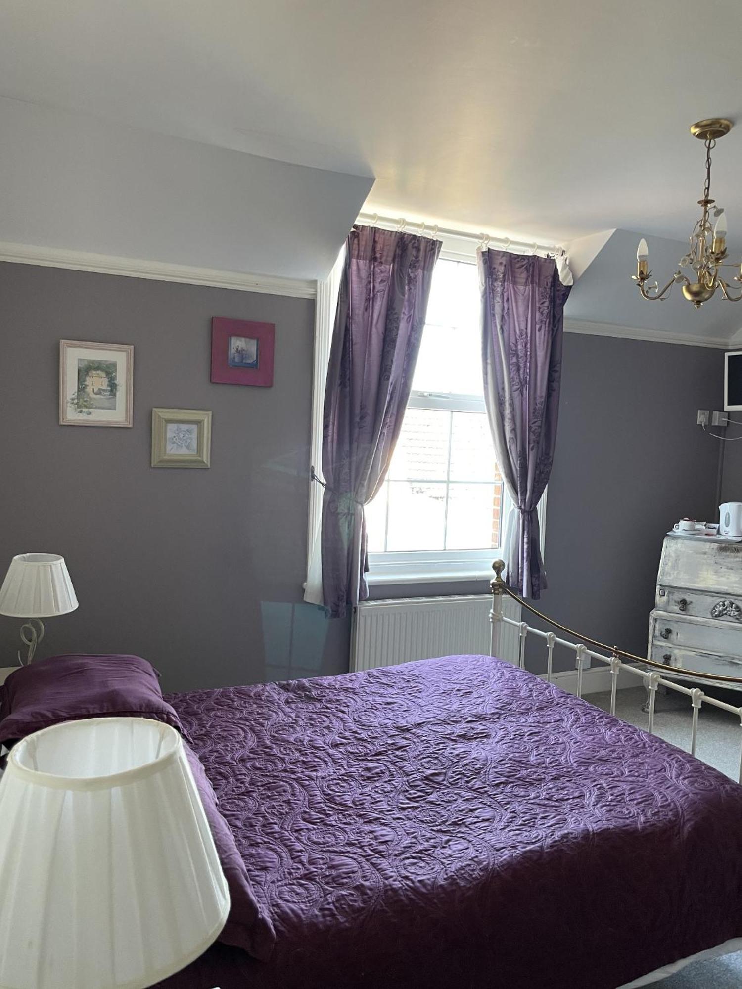 Bed & Breakfast The Eagle Tavern 4*